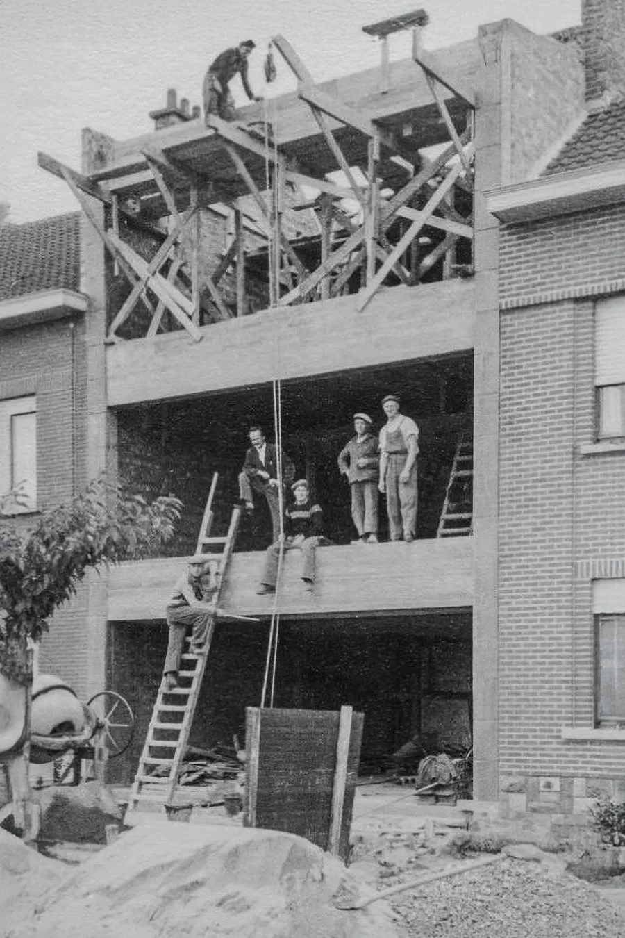 RDW with building team - house Jacobs - 1950's - Vilvoorde
